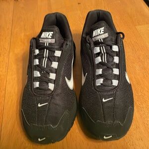 NIKE Air Max Torch 3 Plus Black/white Size 9 Men's Running Shoes 319116-011